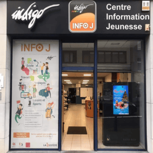 Devanture du centre InfoJ
